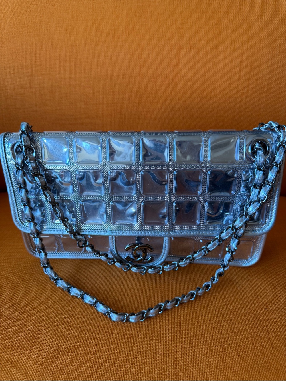 Vintage 2008 classic CHANEL Silver Patent Quilted Flap Shoulder Bag - Picture 4 of 16
